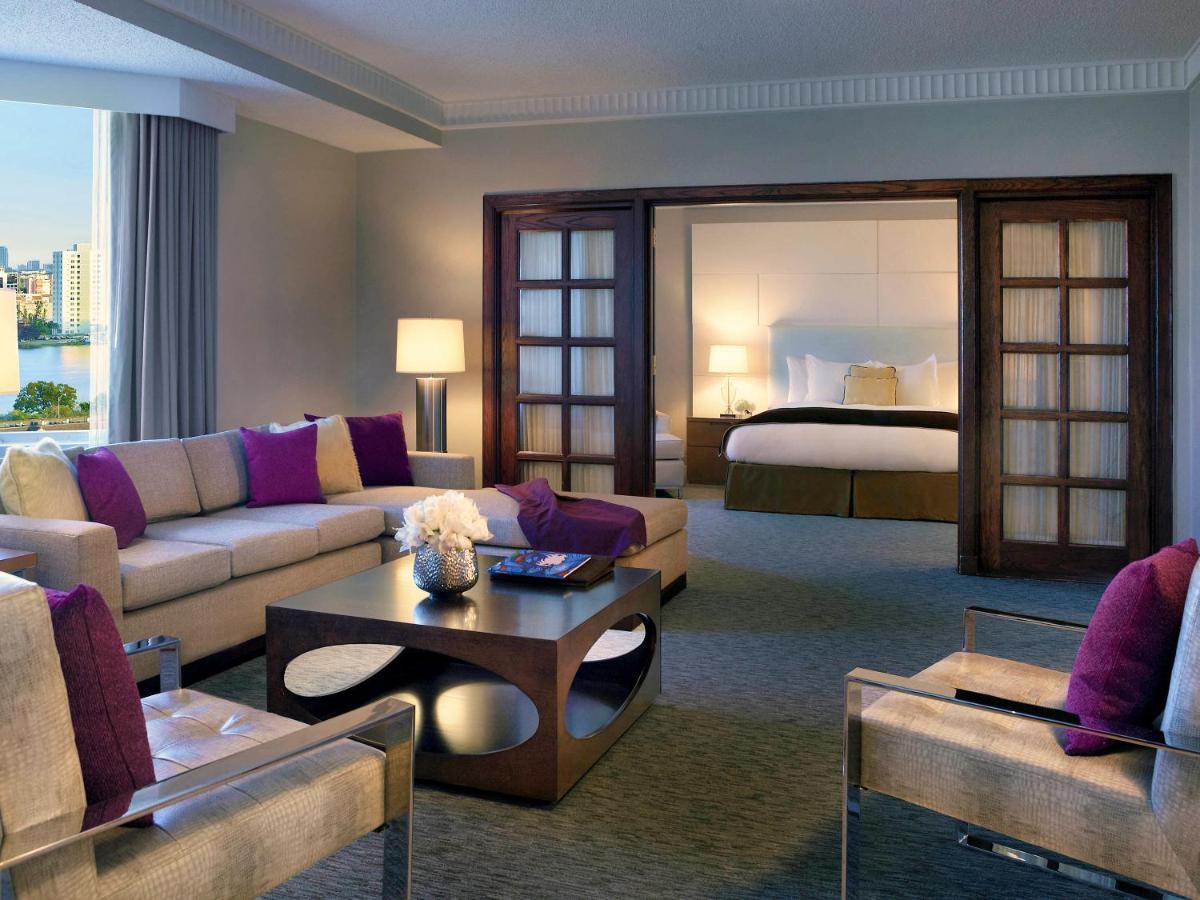 Pullman Miami Airport Hotel Miami Springs Exterior photo