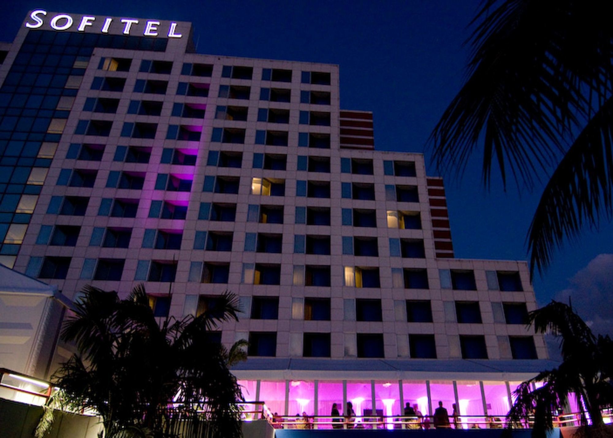Pullman Miami Airport Hotel Miami Springs Exterior photo
