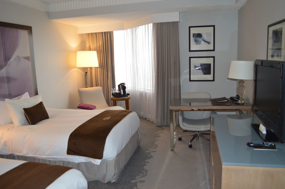 Pullman Miami Airport Hotel Miami Springs Exterior photo